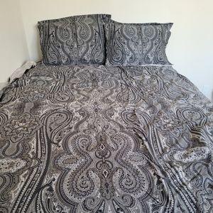 Queen Duvet Cover w 2 Pillow Shams